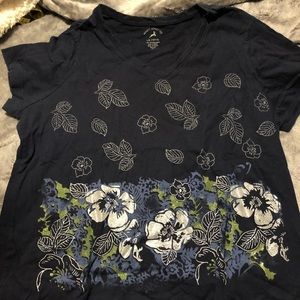 White Stag V-Neck Tee